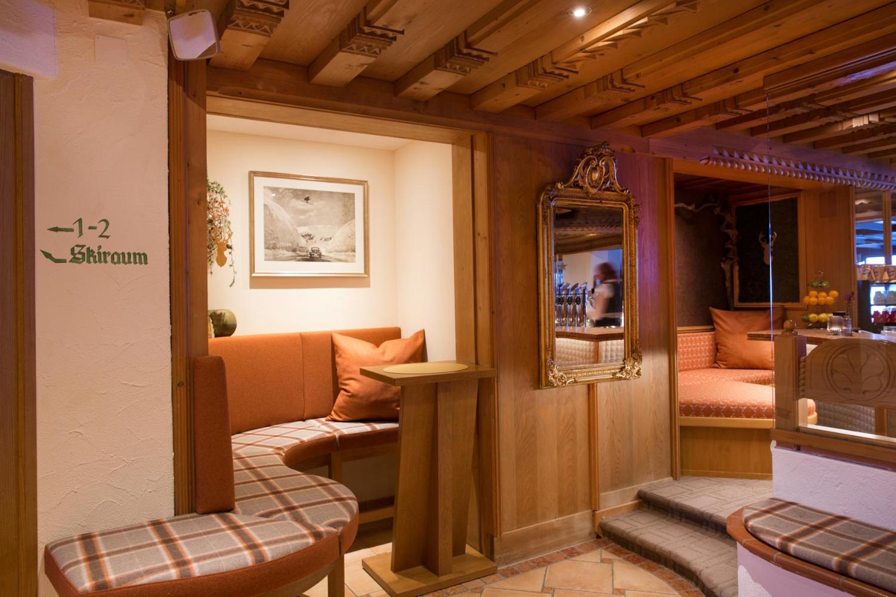 Hotel Albona Nova Zuers Экстерьер фото