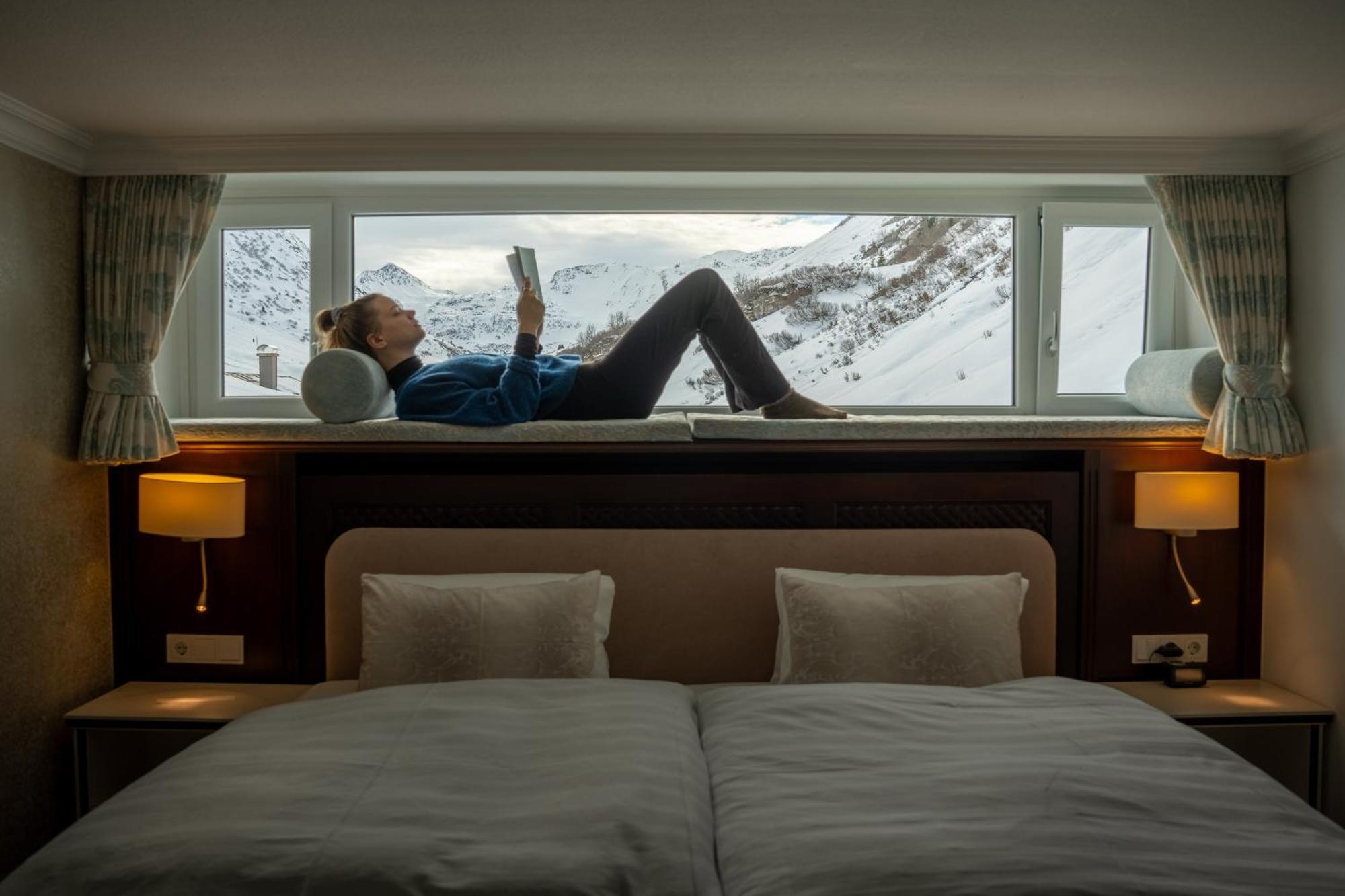 Hotel Albona Nova Zuers Экстерьер фото