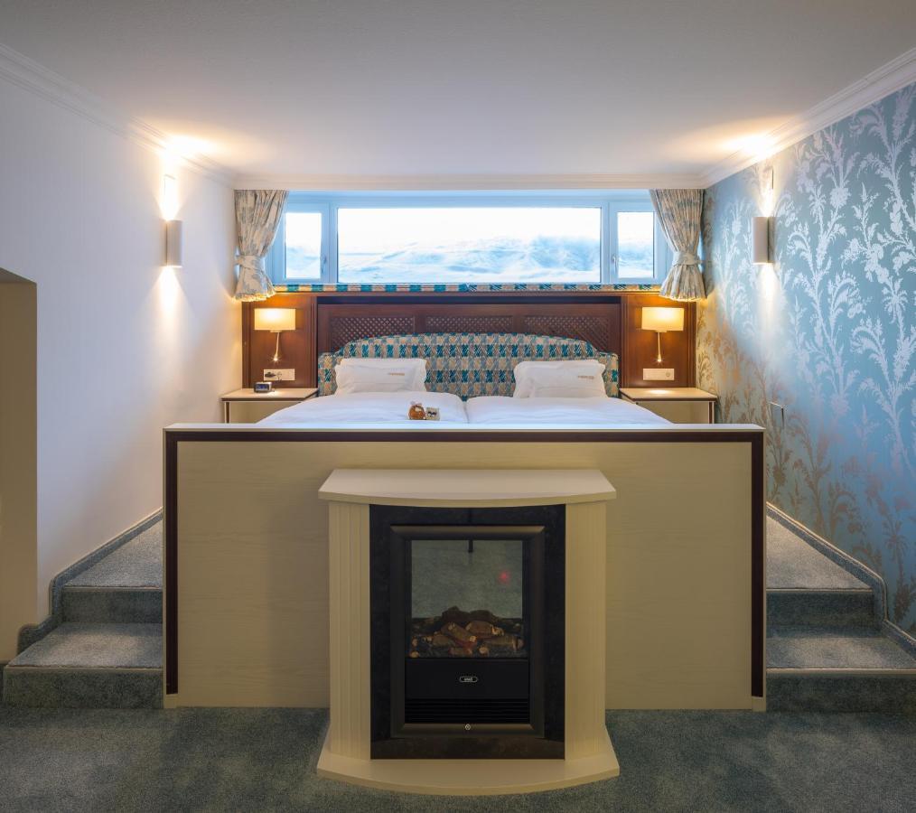 Hotel Albona Nova Zuers Экстерьер фото